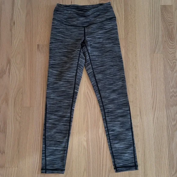 Zella Capris Leggings Pants - Picture 5 of 7